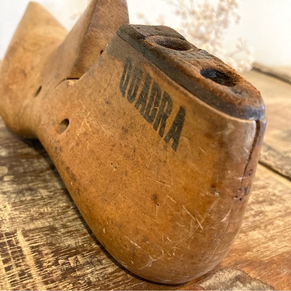 Vintage Wood & Metal Cobbler Tool Shoe Last Size 8AA H&S Last Lawrence Mass - Picture 8 of 16